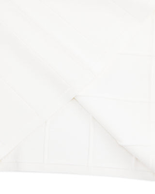 Patterned Neck Ribbon Sleeveless Knit (White)