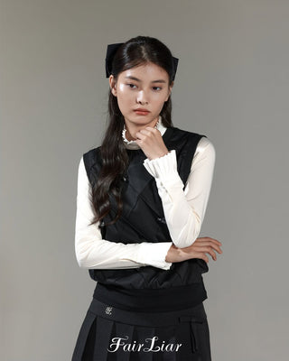Ribbon Detailed Windproof Vest (Black)