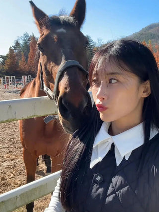 Double chiffon ribbon collar T Shirt (Ivory)