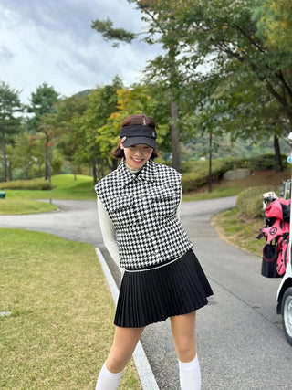 Houndstooth Checkered Quilted Vest (Black)